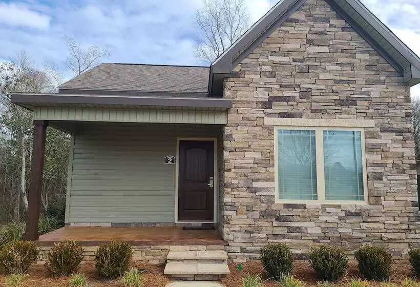 Hotelli Magnolia Creek Lodge