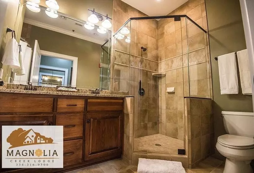 Hotelli Magnolia Creek Lodge