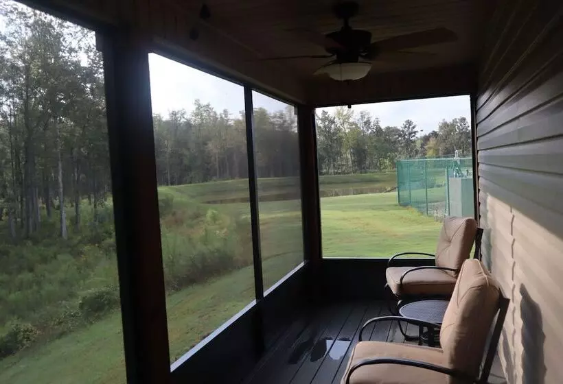 Hotelli Magnolia Creek Lodge