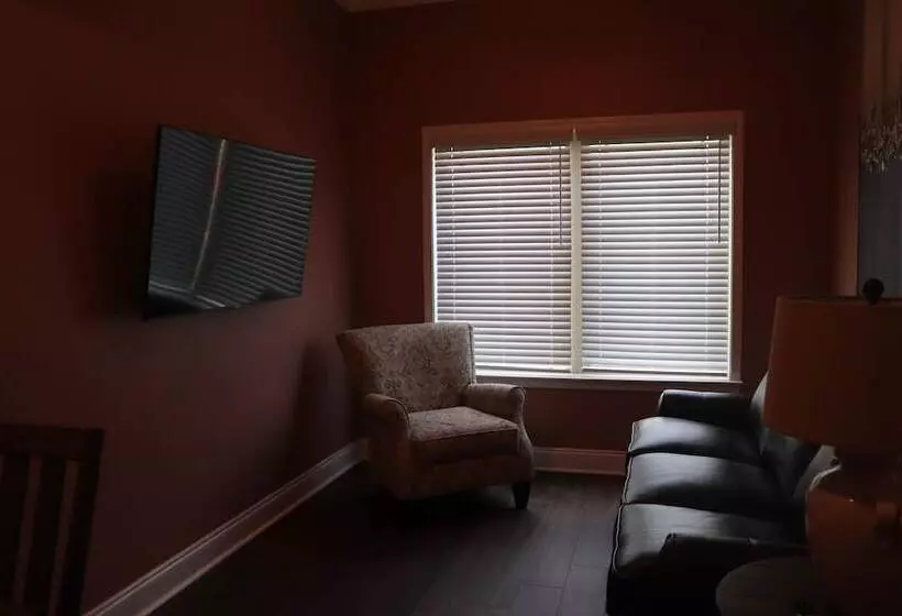 Hotelli Magnolia Creek Lodge