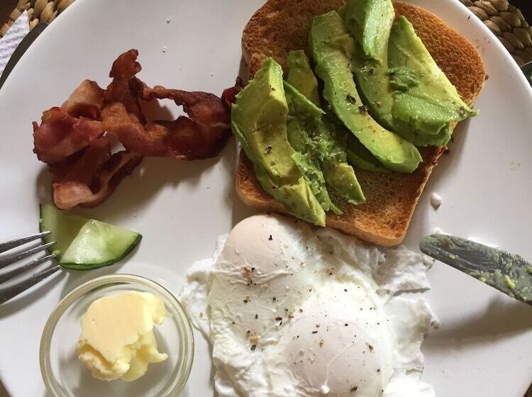 هتل Mkoma Bay Tented Lodge