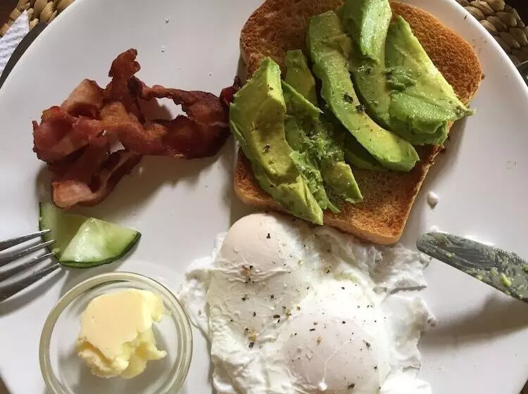 هتل Mkoma Bay Tented Lodge