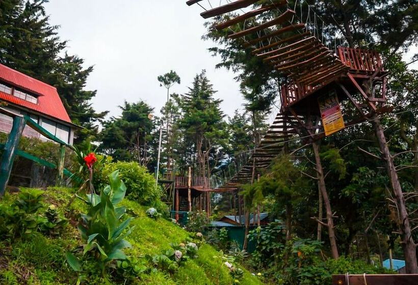 هتل Paso Del Alaska Resort