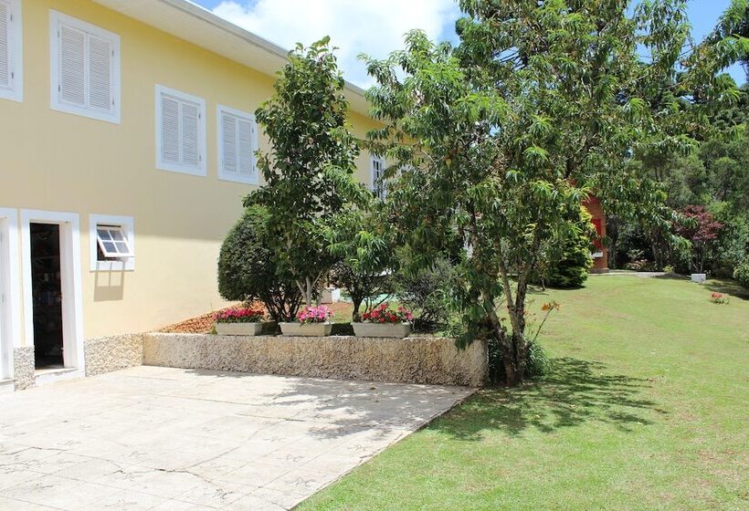 호텔 Pousada Vila Menotti