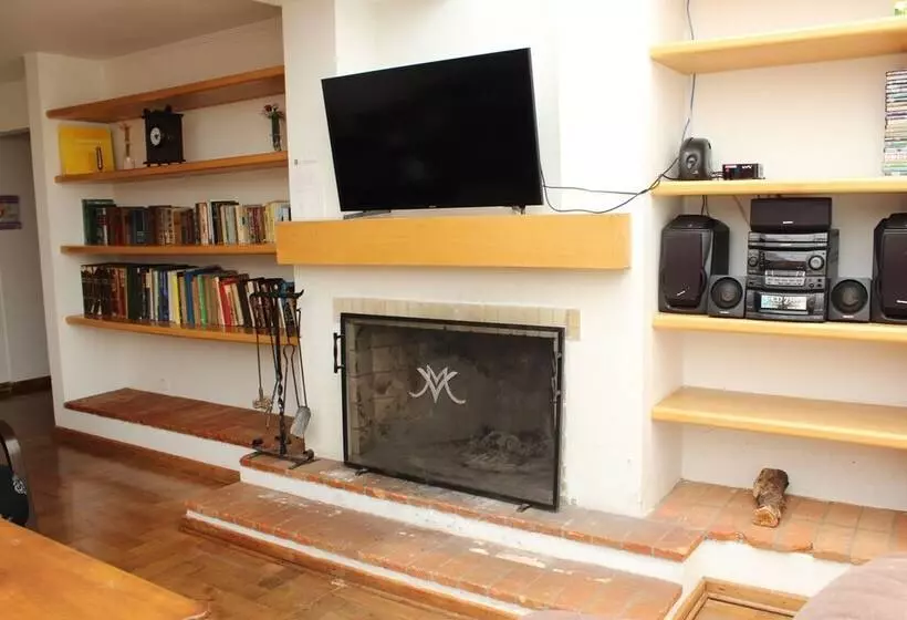 Hotelli Pousada Vila Menotti