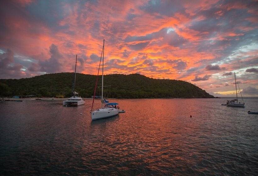 هتل Salt Whistle Bay Retreat