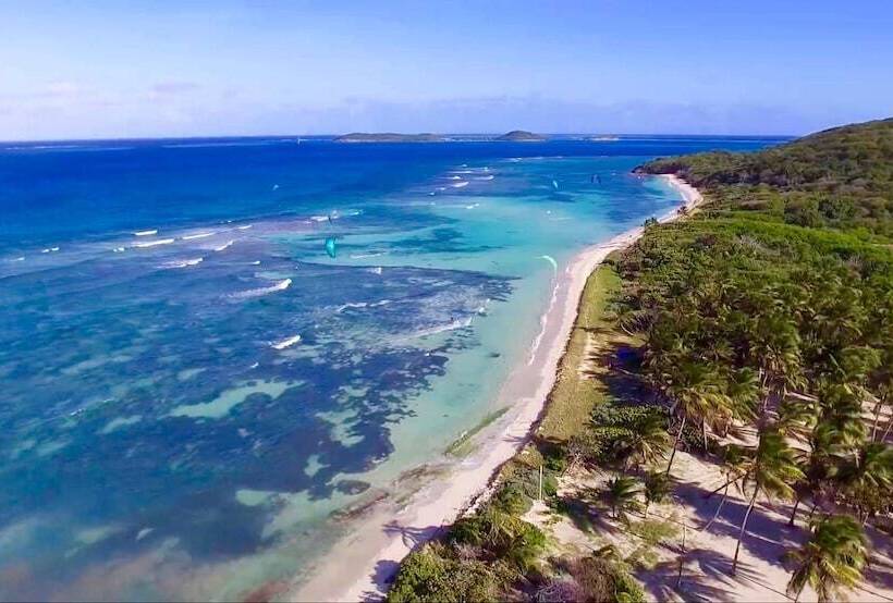 هتل Salt Whistle Bay Retreat