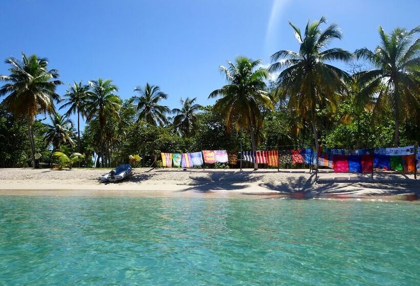 هتل Salt Whistle Bay Retreat