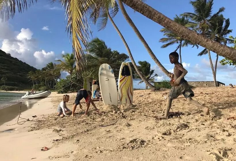 هتل Salt Whistle Bay Retreat