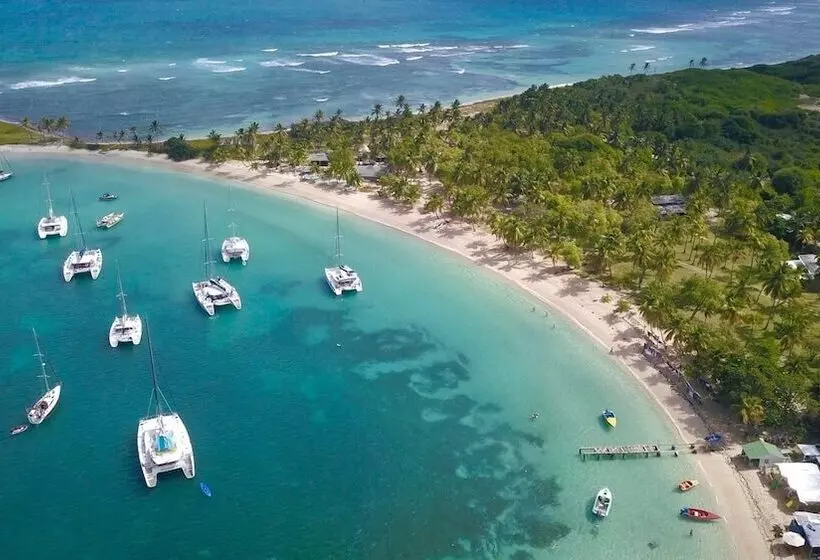 هتل Salt Whistle Bay Retreat