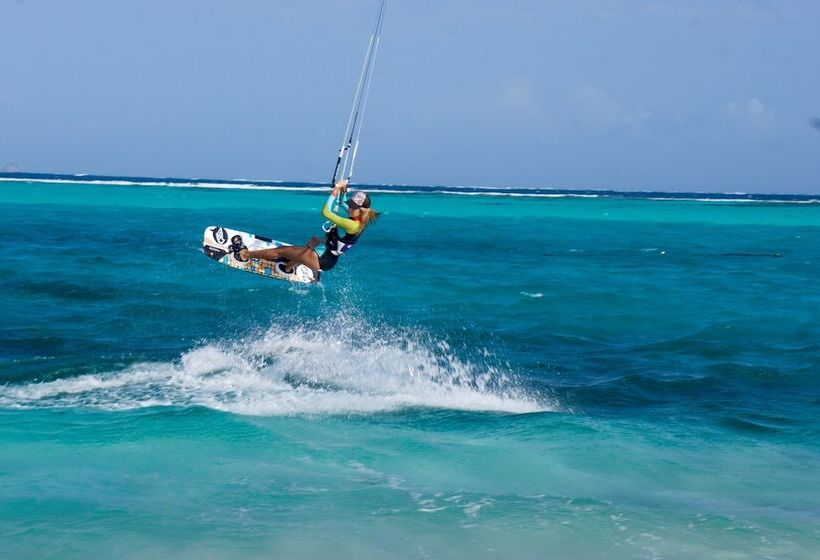 هتل Salt Whistle Bay Retreat