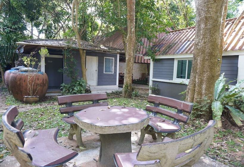 בית מלון כפרי Sonseesaed Farm