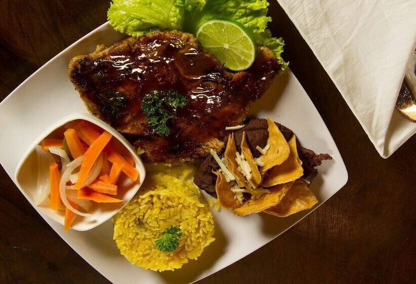 هتل Y Termas Jilamito