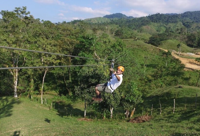 هتل Y Termas Jilamito