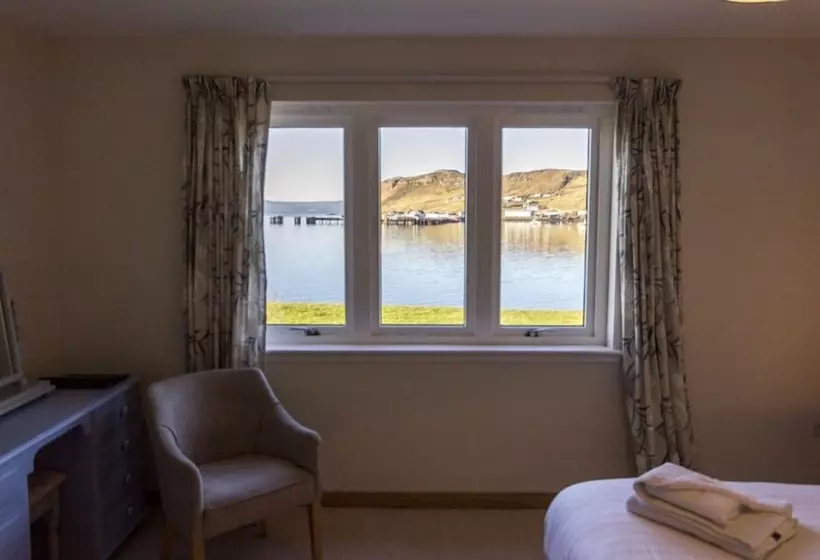 Old Pier Cottage B&b