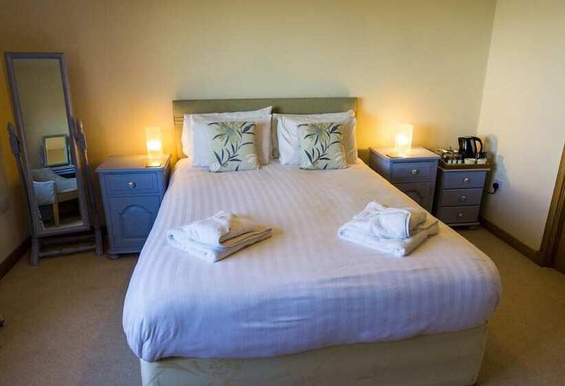 Old Pier Cottage B&b