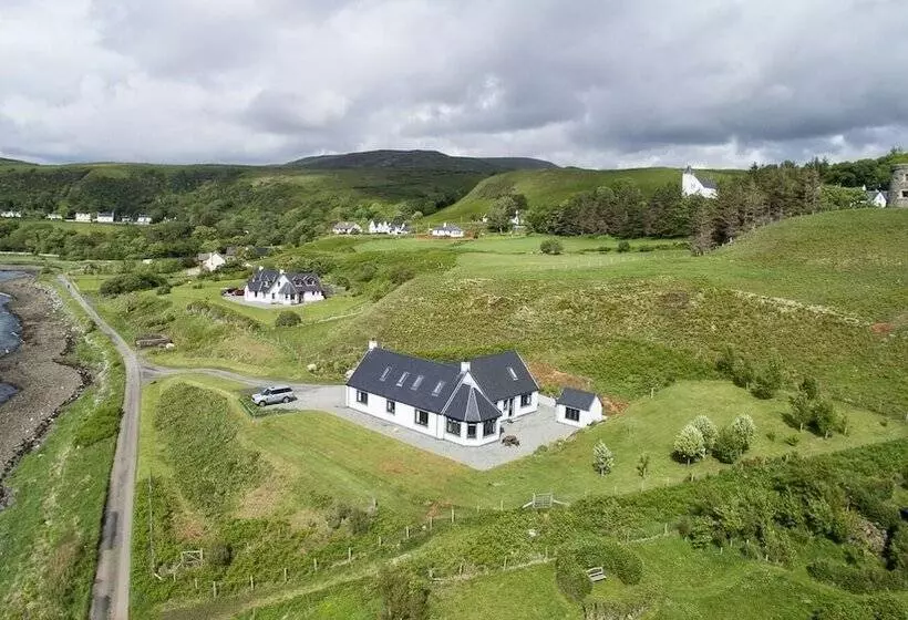 Old Pier Cottage B&b