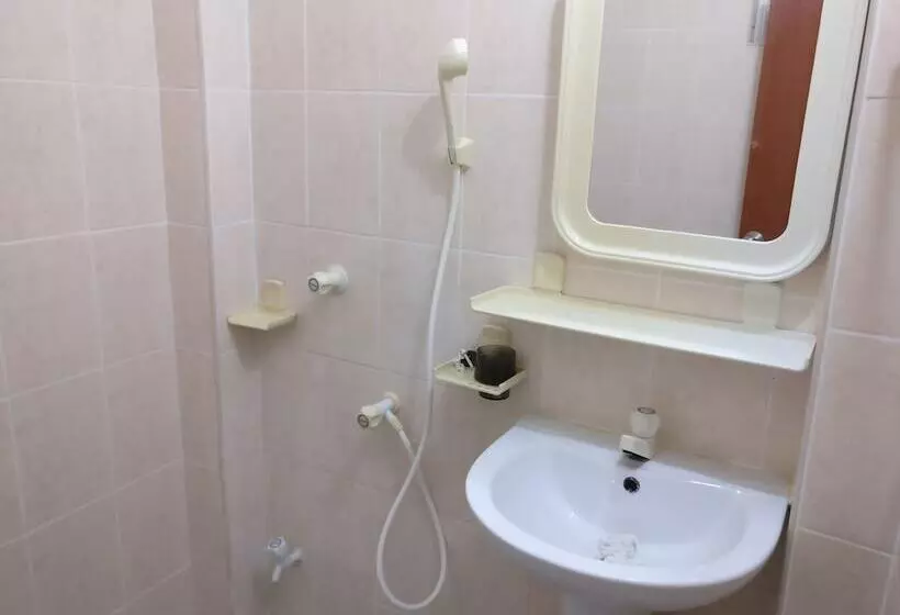 پانسیون Baivaru Guesthouse Services