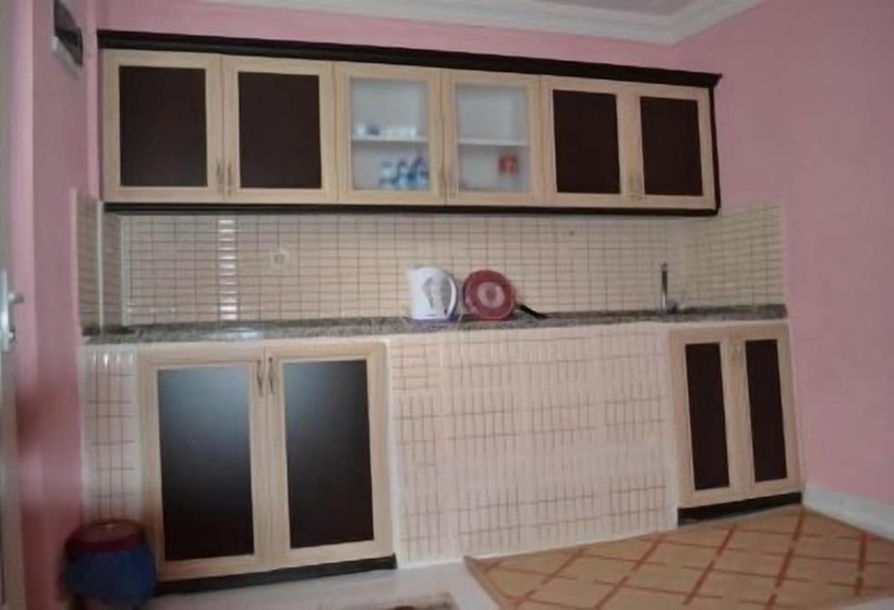 بنسيون Lombane Apart