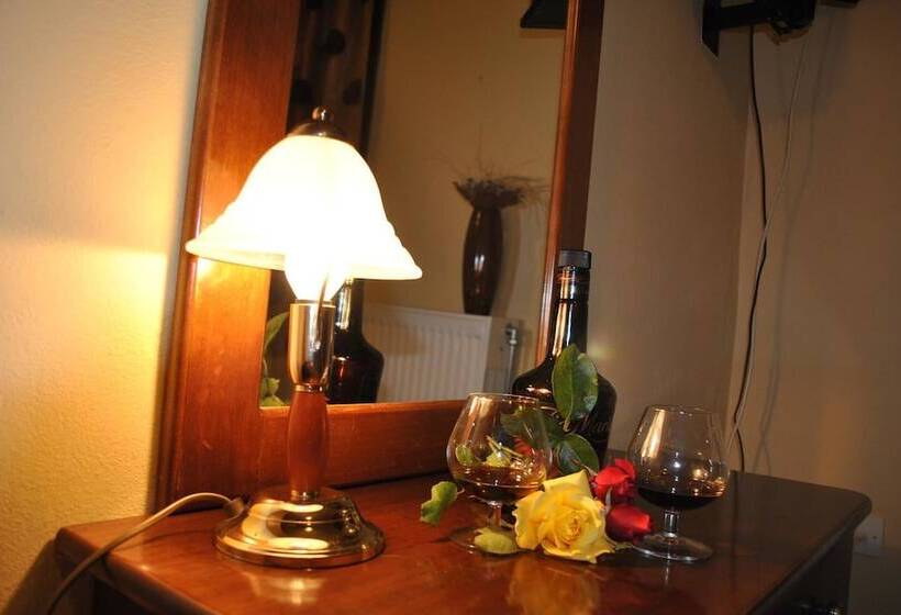 פנסיון Tefthis