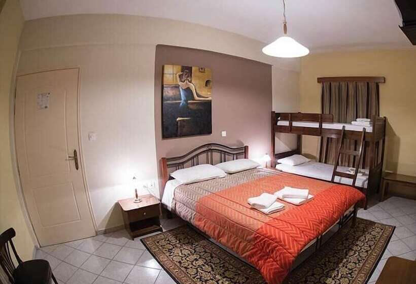 פנסיון Tefthis