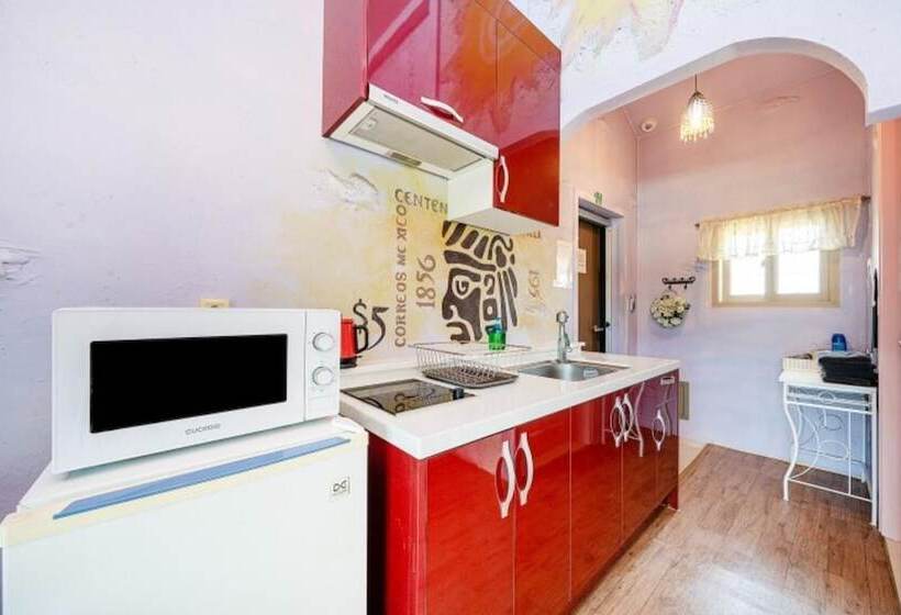 Taean Baja California Pension