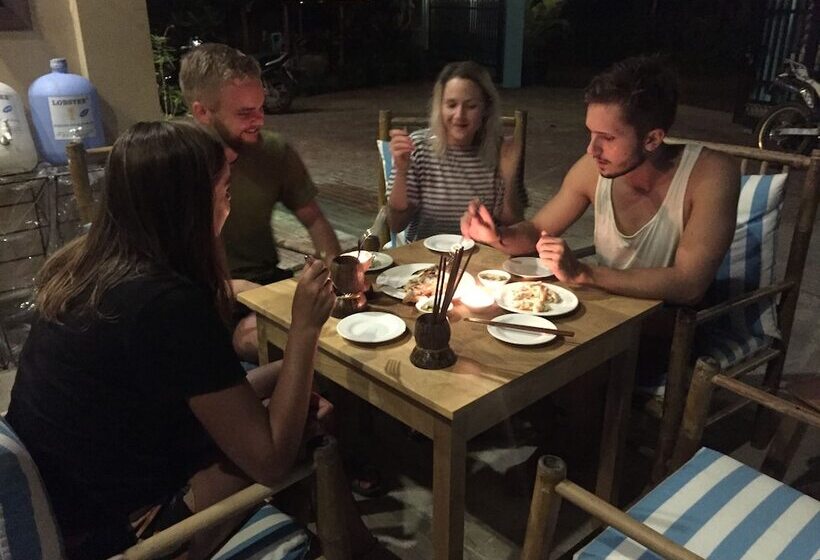 Westay @ Chillax House   Ngapali   Hostel