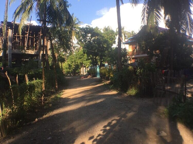 Westay @ Chillax House   Ngapali   Hostel