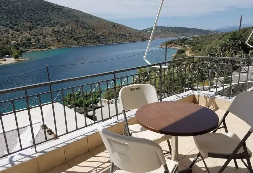 Evia Silence Boutique