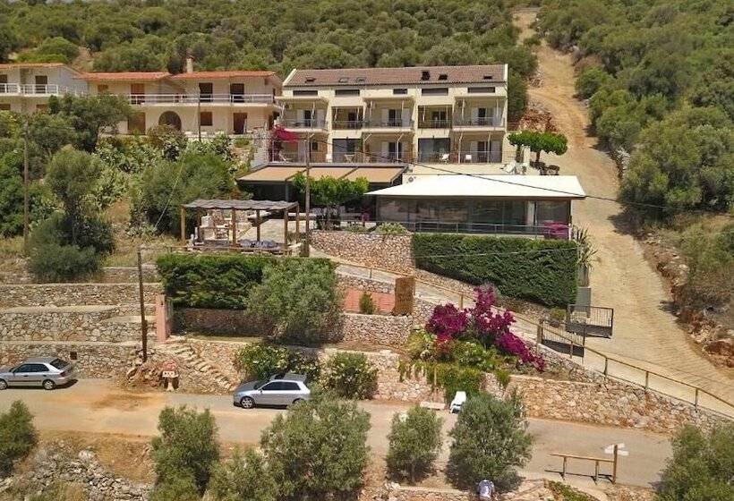 Evia Silence Boutique