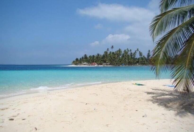 فندق فئة نجمة واحدة Cabañas Ukuptupu