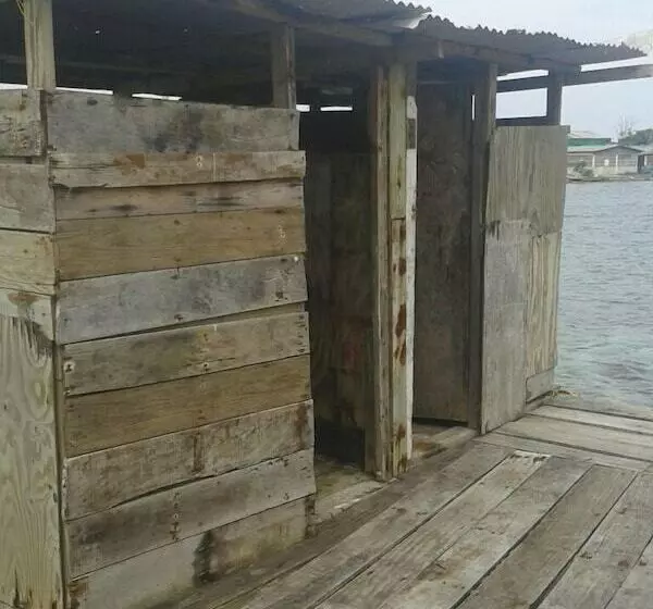 簡易ホテル Cabañas Ukuptupu