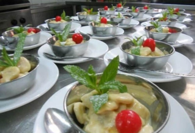 פונדק Family Home