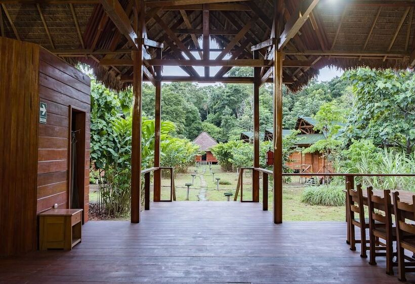 Отель ñape Lodge