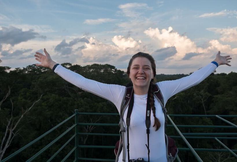 Отель ñape Lodge