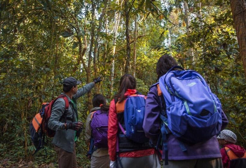 Отель ñape Lodge