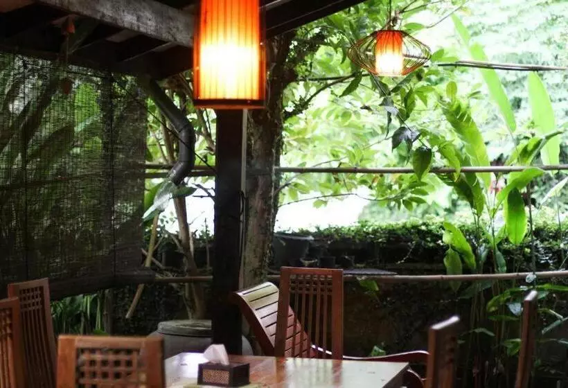 Hotelli Baan La Poon