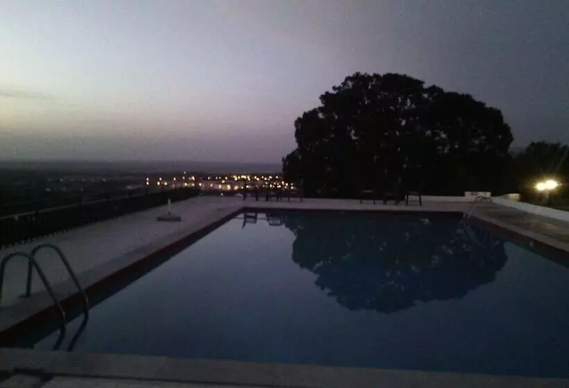 Hotelli Casa De Campo Estalagem De São Gens