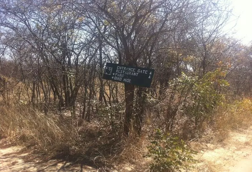 هتل Khama Rhino Sanctuary