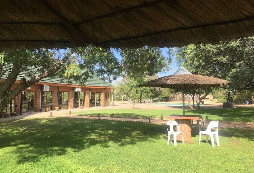 هتل Khama Rhino Sanctuary