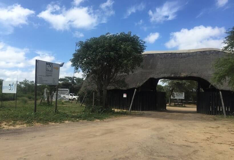 هتل Khama Rhino Sanctuary