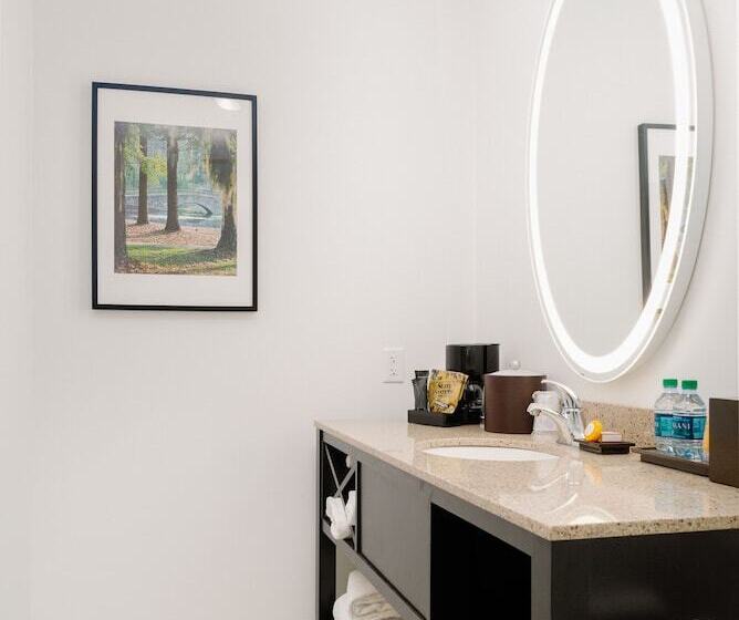 酒店 Little Ocmulgee State Park And Lodge