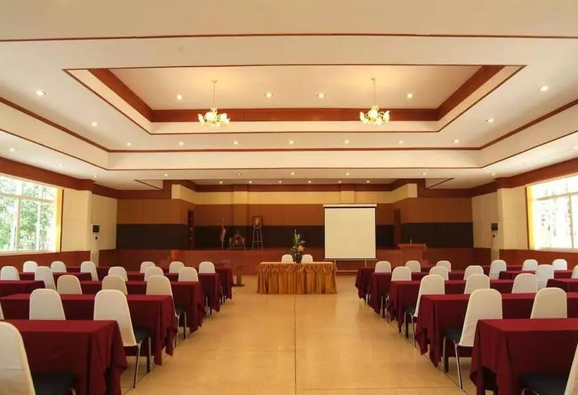 Hotelli Phudara Resort