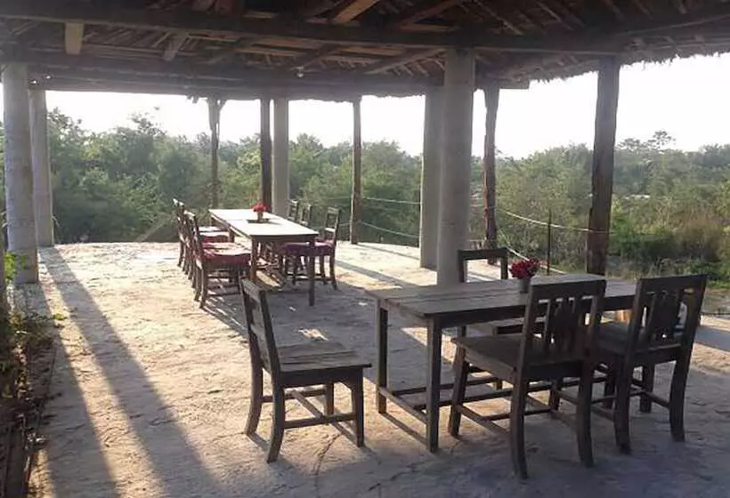 هتل Shanta Ghar A Rustic Guesthouse