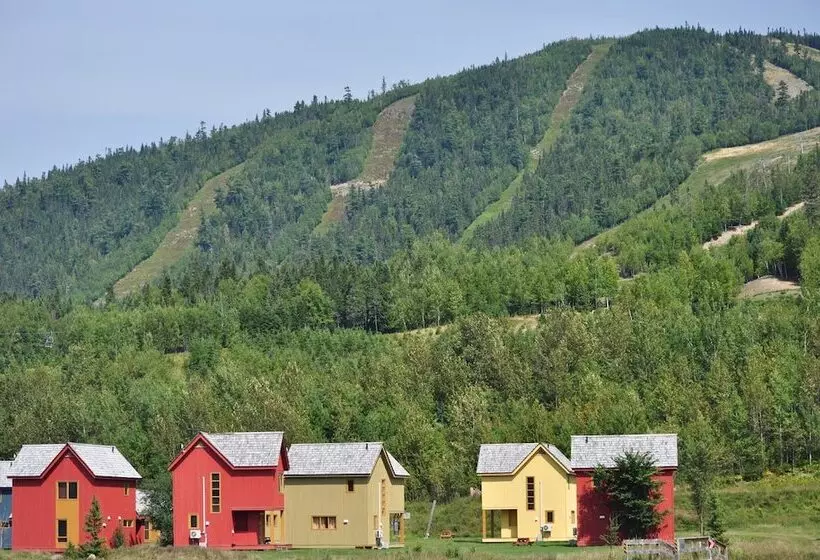 Hotelli Station Touristique Pin Rouge