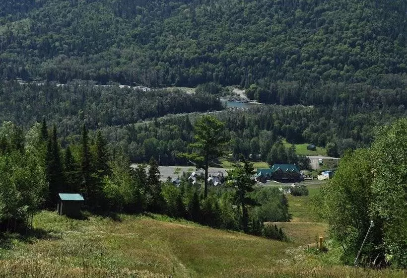 Hotelli Station Touristique Pin Rouge