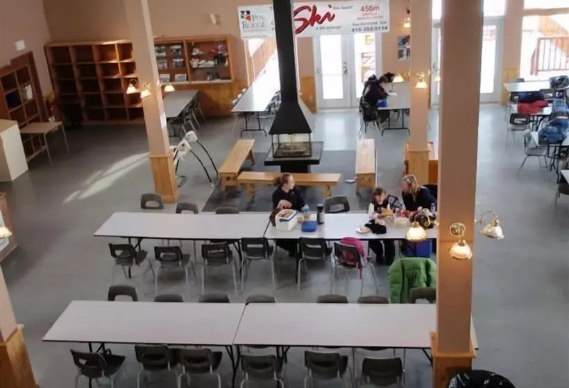 Hotelli Station Touristique Pin Rouge