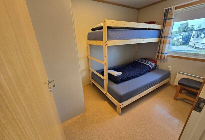 Отель Tana Familiecamping