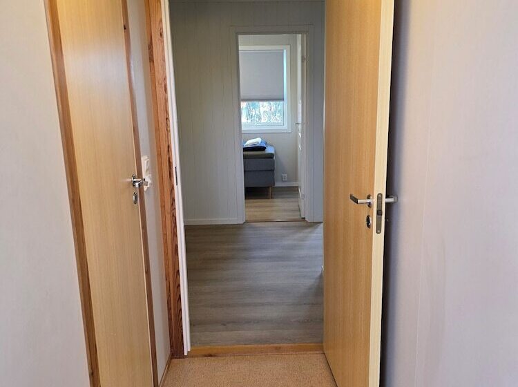 Отель Tana Familiecamping