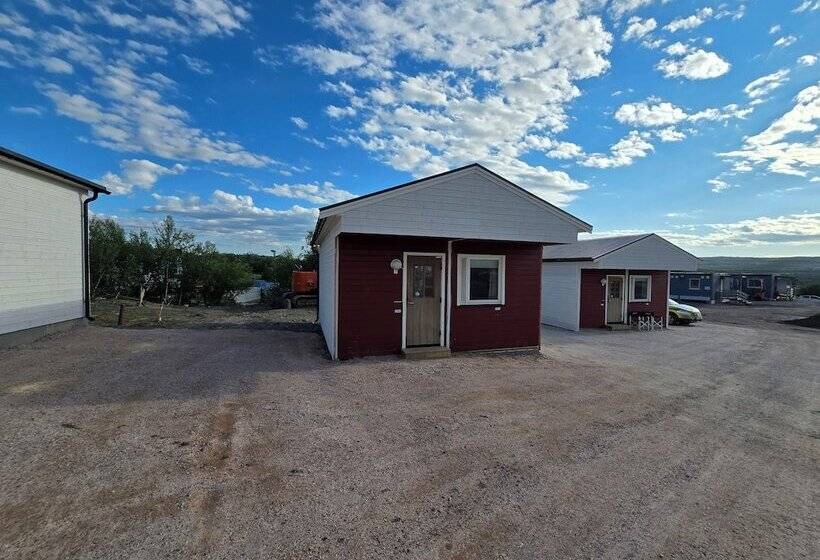 Отель Tana Familiecamping